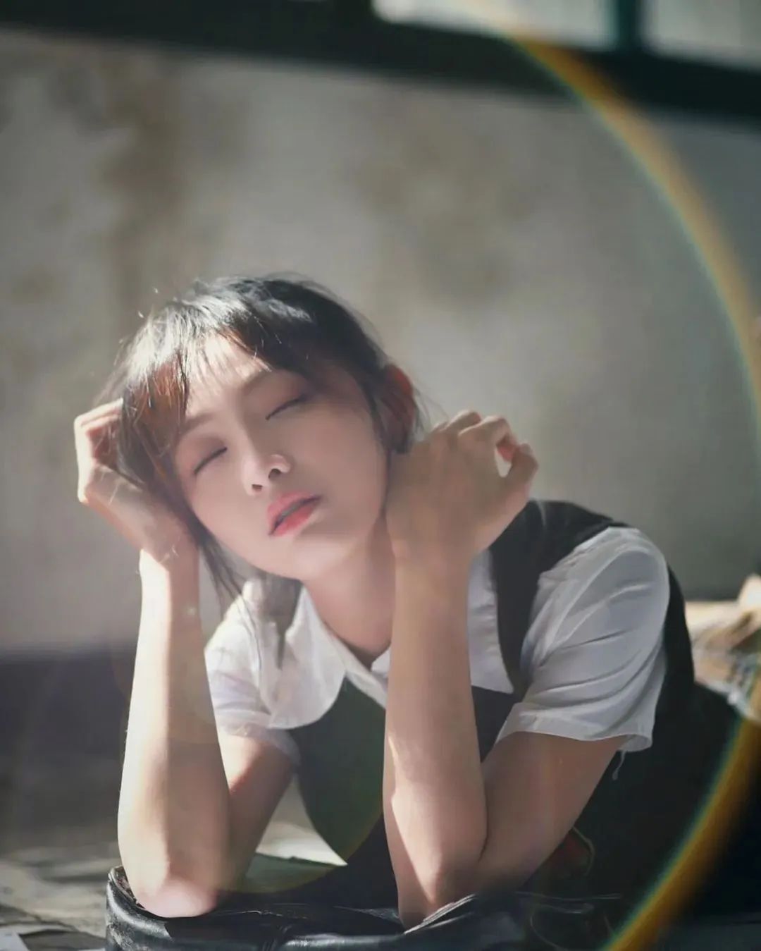 台湾网红君白，清纯可爱的啦啦队女神