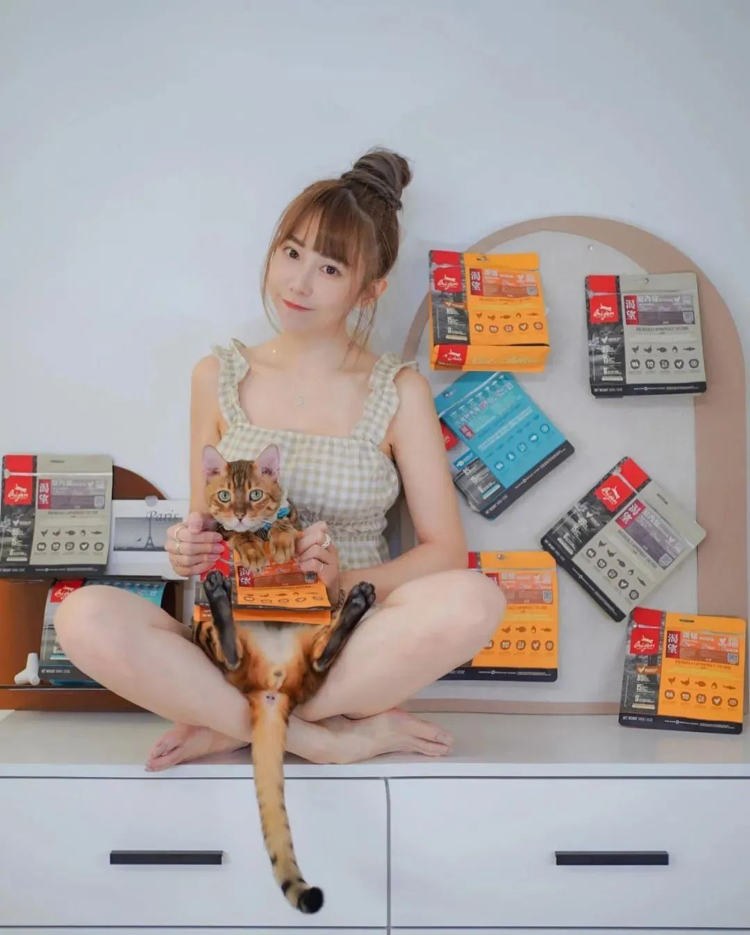 台湾网红董梓甯，甜美又性感的啦啦队女神