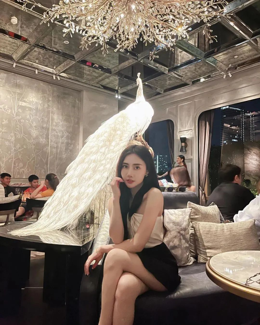 马来西亚网红reiiko_sy，拥有精致氛围感的御姐范女神