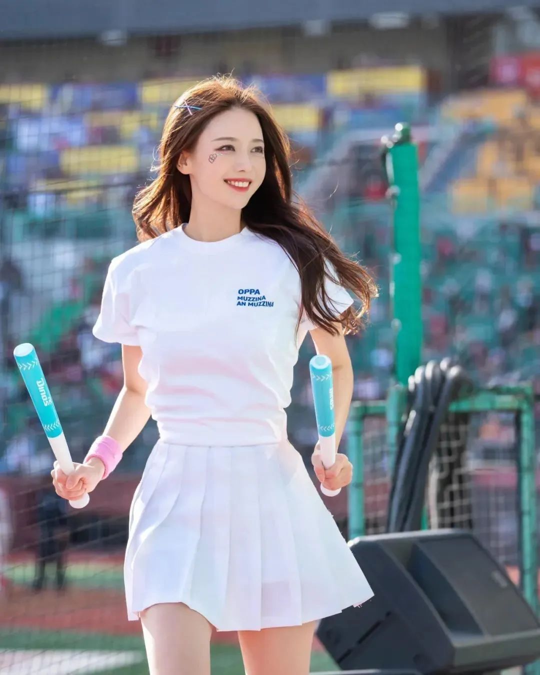 韩国网红李雅英，甜美又迷人的啦啦队女神