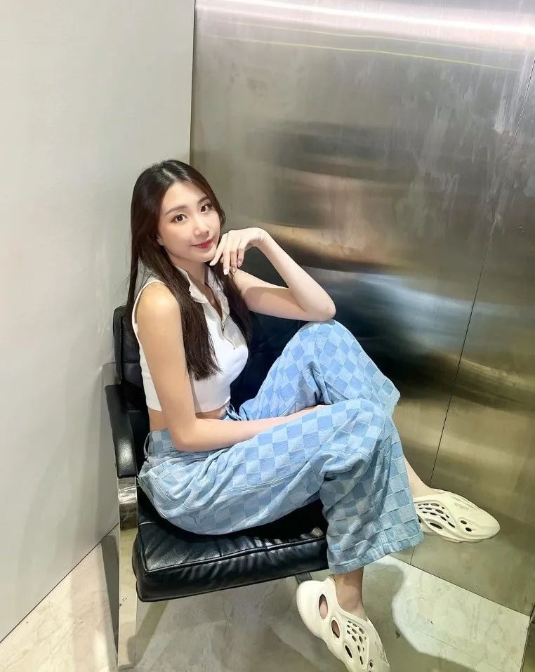台湾网红 | 林宛璇，甜美又性感的“电豹女神”