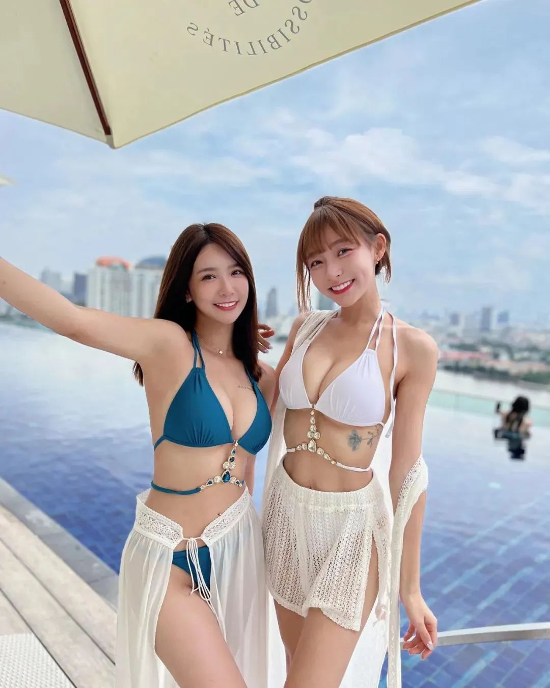 网红 | 甜美又可爱的性感写真女王