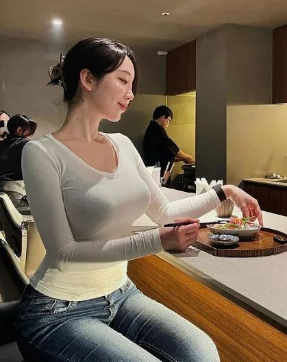 韩国网红 | amour，甜美又性感的顶级美女模特