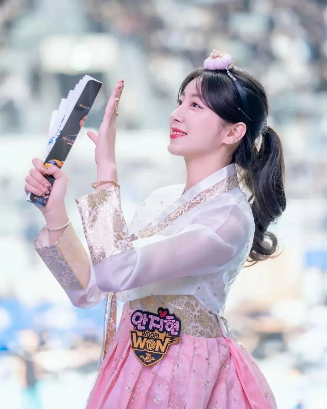 韩国顶级网红美女，长相甜美迷人的啦啦队女神