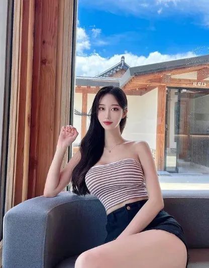 韩国网红 | 甜美又性感的颜值系女神