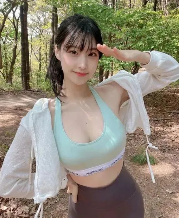 韩国网红 | Irene