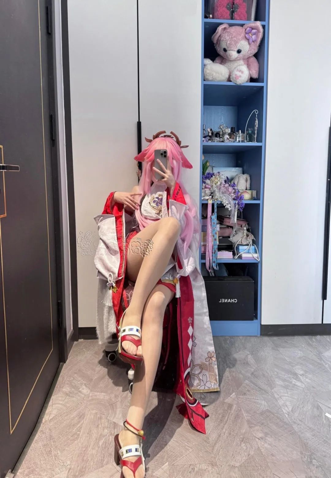 原神cos：白丝+女仆装，刻晴太御了！裸足归终，包臀裙申鹤，婚纱八重真顶级！