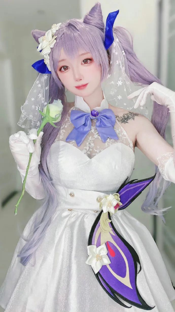 原神cos：白丝+连衣裙，甘雨新服装真清爽！优菈狂秀好身材！女士大长腿真是绝美！