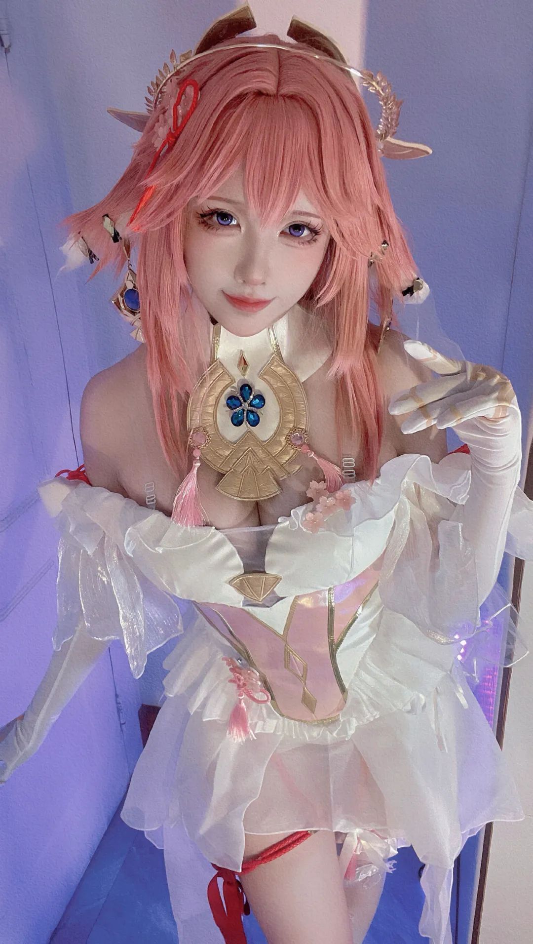 原神cos：白丝+连衣裙，甘雨新服装真清爽！优菈狂秀好身材！女士大长腿真是绝美！