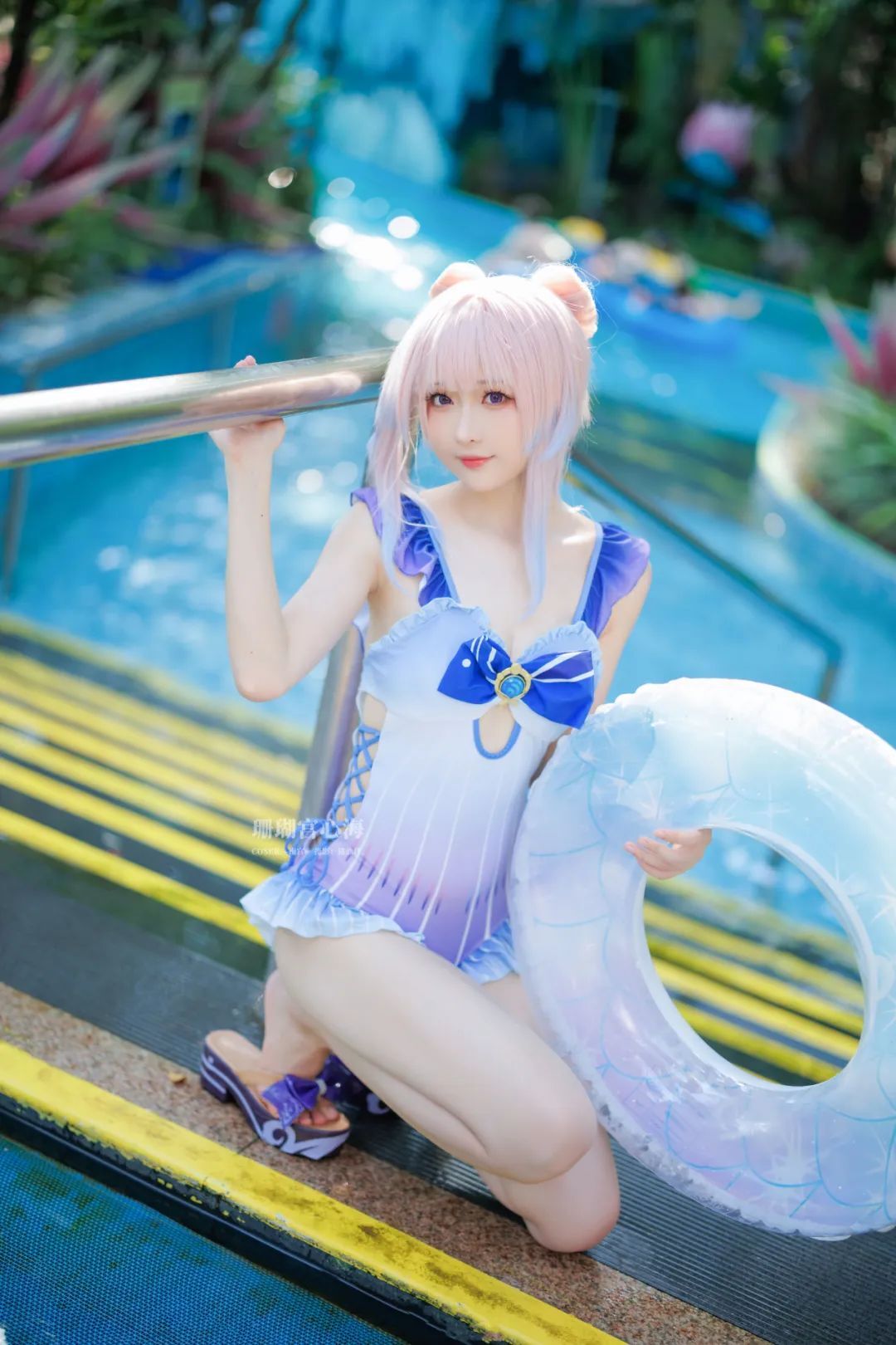 原神cos：申鹤心海夏日泳装太美了！雷神周本boss太顶了！甘雨3套新服装你喜欢吗？