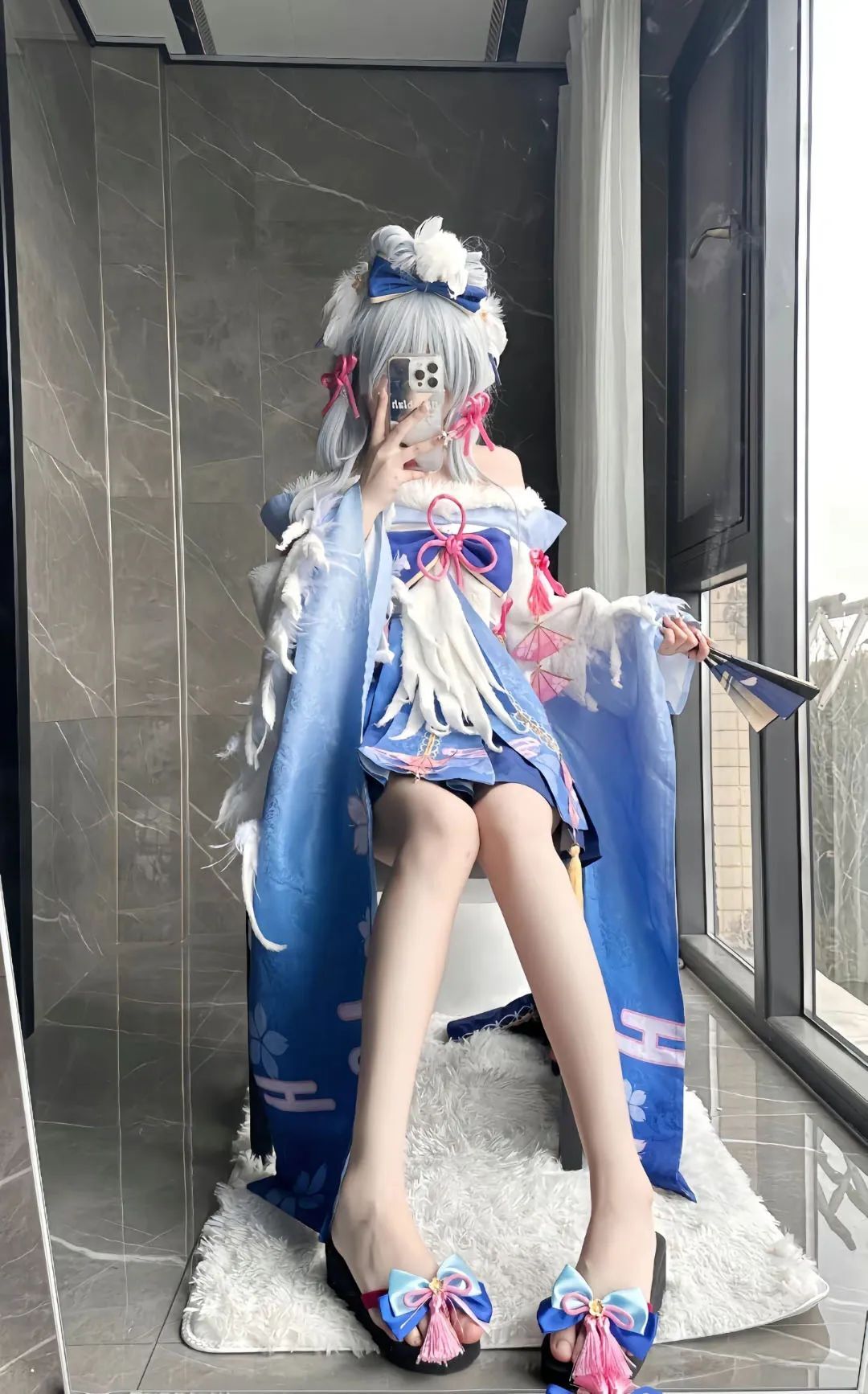 原神cos：黑丝+超短裙，制服雷神太顶了！泳装绫华真绝了，女仆申鹤，白丝刻晴太好看了！