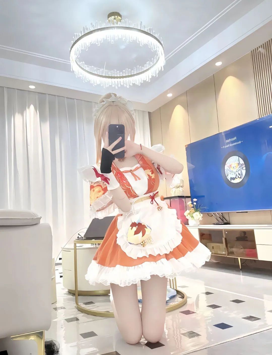 原神cos：女仆小厨娘宵宫太可爱了！白丝制服刻晴真好看！黑丝旗袍甘雨，赛车服申鹤谁不爱？