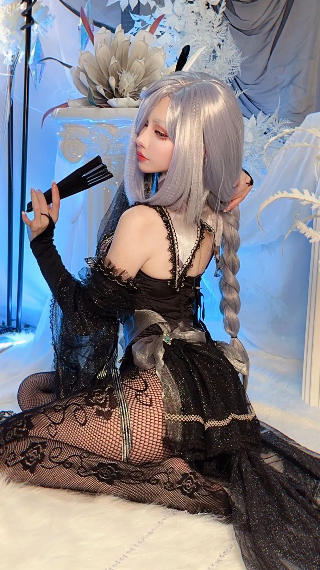原神cos：女仆装八重神子太美了！白丝制服刻晴，黑丝旗袍申鹤，兔女郎心海让人狂喜！