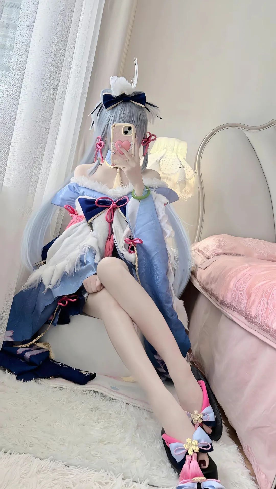 原神cos：黑丝+双马尾，女仆莫娜太美了！白丝婚纱刻晴，黑丝旗袍雷神，花嫁绫华让人狂喜！