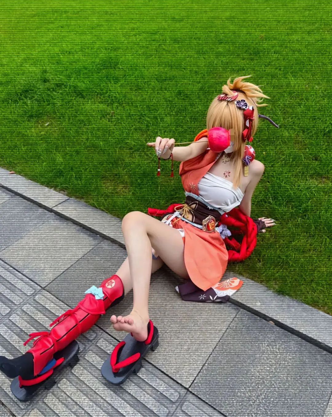 原神cos：白丝+JK，水手服绫华可爱爆了！黑丝皮裤雷神，修女服神子，旗袍小姨申鹤让人狂喜！