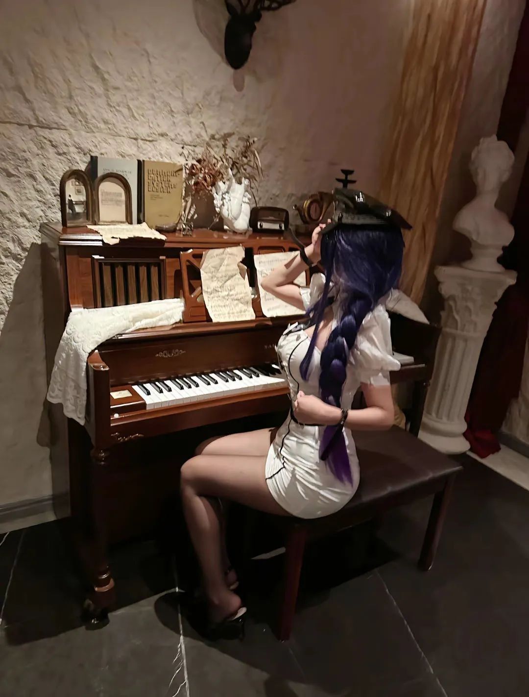原神cos：白丝+超短裙，兔女郎心海太美了！申鹤黑丝大长腿让让人无法拒绝！白丝婚纱甘雨让人狂喜！