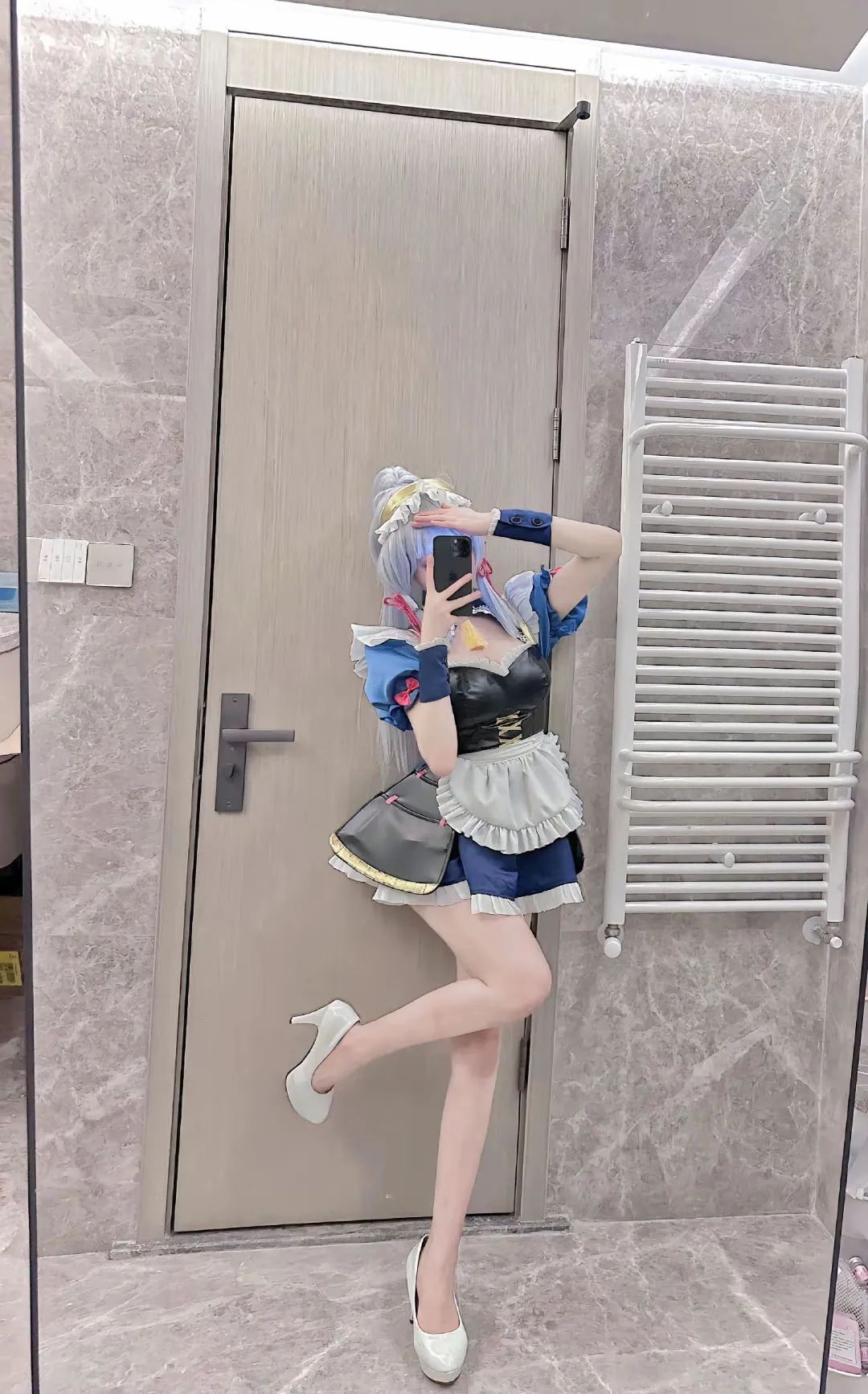 原神cos：黑丝+制服，雷神太御了！兔女郎甘雨，公主裙刻晴太俏皮了！JK绫华，黑丝纱裙申鹤美翻！