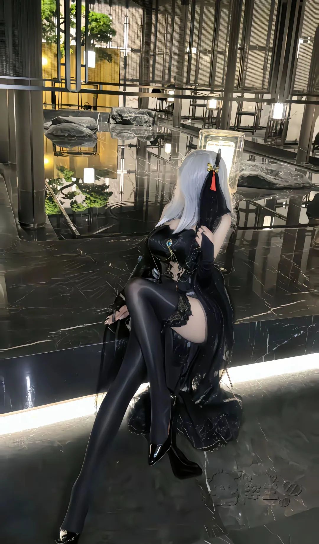 原神cos：黑丝+制服，雷神太御了！兔女郎甘雨，公主裙刻晴太俏皮了！JK绫华，黑丝纱裙申鹤美翻！
