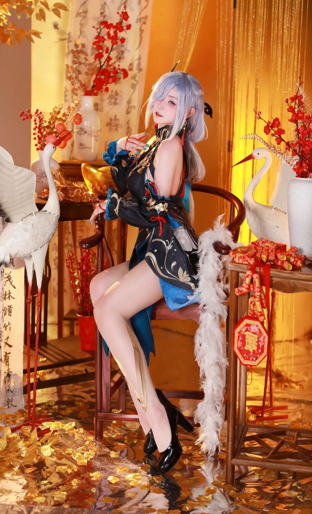 原神cos：人鱼公主芙芙太可爱了！JK甘雨心海柯莱让人心动！厨娘雷神，红色旗袍申鹤太顶了！