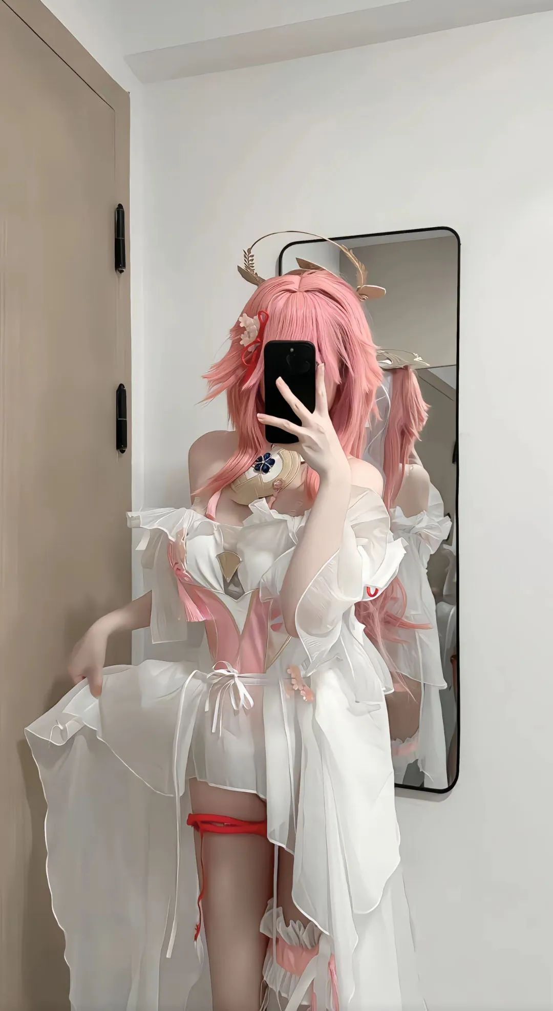 原神cos：黑丝+皮鞭，雷神化身搜查官！兔女郎甘雨太魅惑了！水手服绫华，单边白丝神子让人狂喜！
