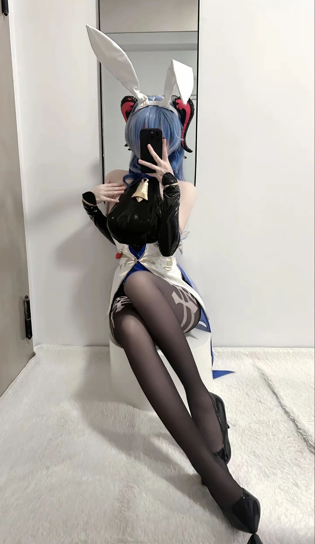 原神cos：黑丝+皮鞭，雷神化身搜查官！兔女郎甘雨太魅惑了！水手服绫华，单边白丝神子让人狂喜！