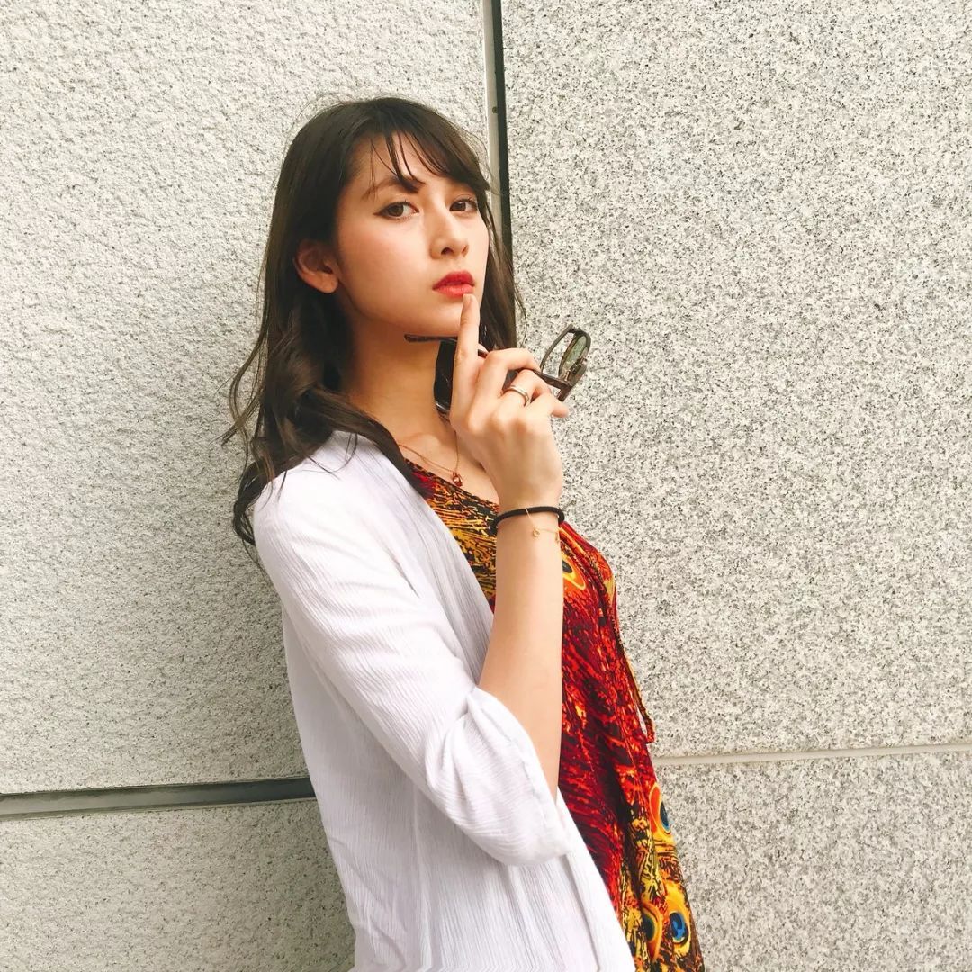 INS美女|美日混血模特Angela芽衣