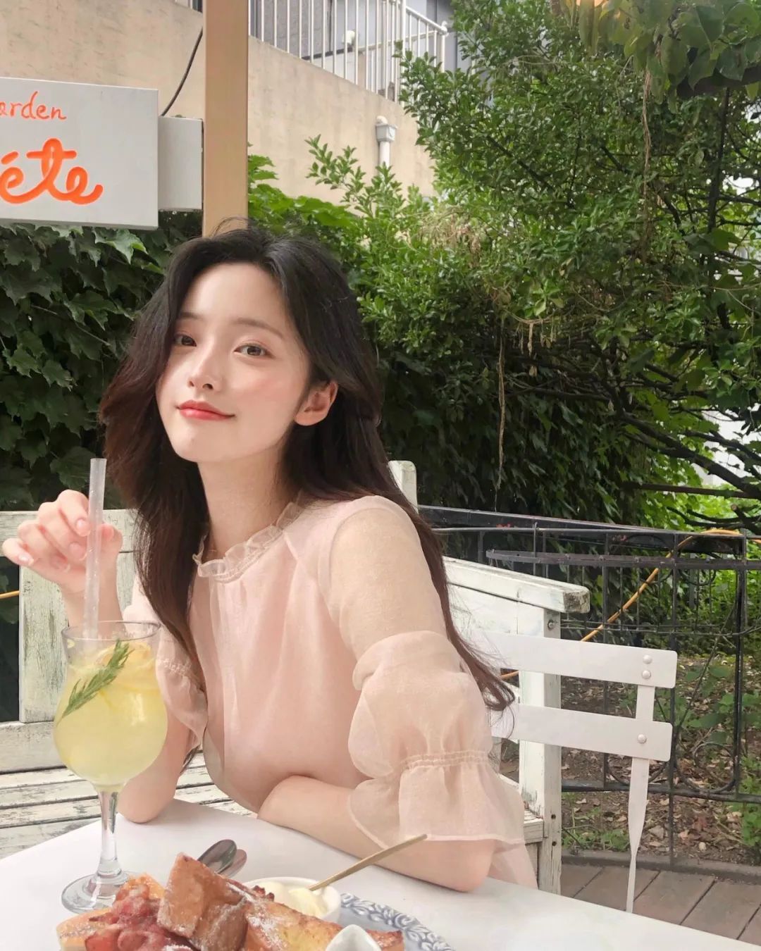 INS美女 | 韩国网红模特金娜熙，仙气知性