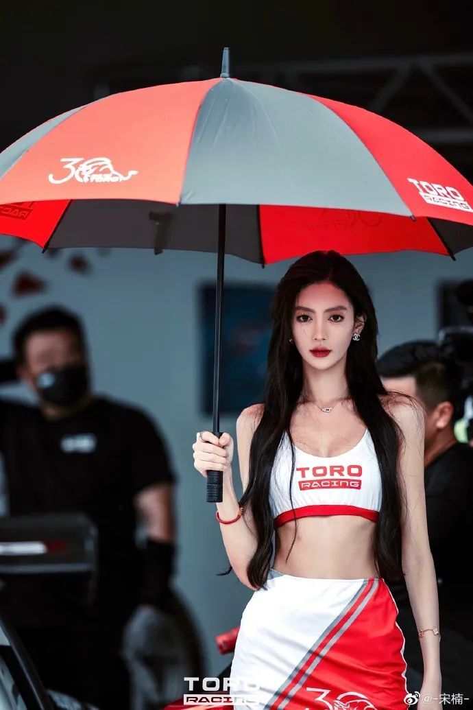 最美“车模”宋楠小姐姐，车模界颜值天花板