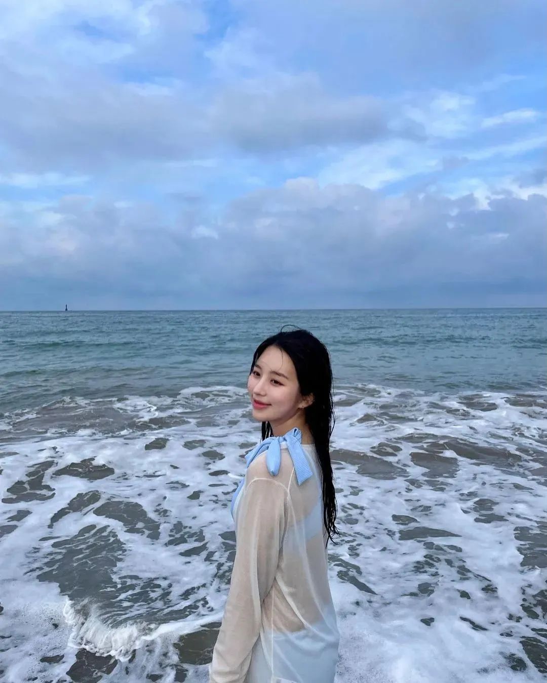[仙女集]一枝红艳露凝香，云雨巫山枉断肠