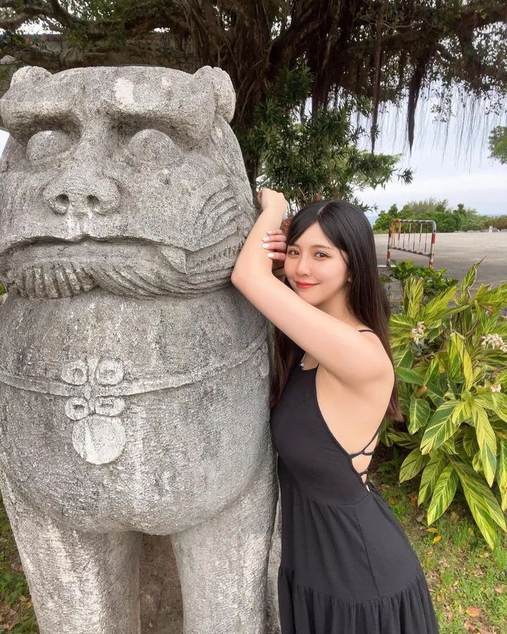 [仙女集]她腰身纤细如柳，如同旋律中高潮