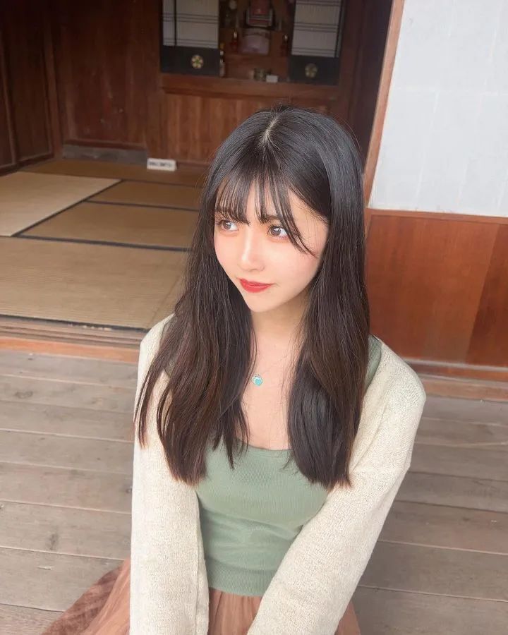 [仙女集]她腰身纤细如柳，如同旋律中高潮