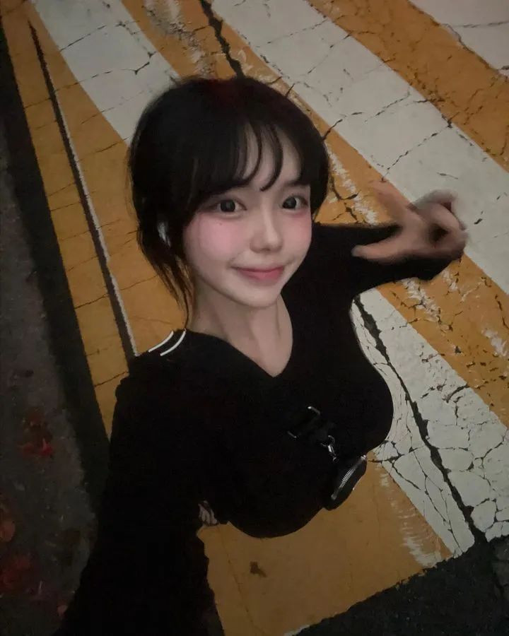 [仙女集]白皙肌肤火辣身材，她赢麻了