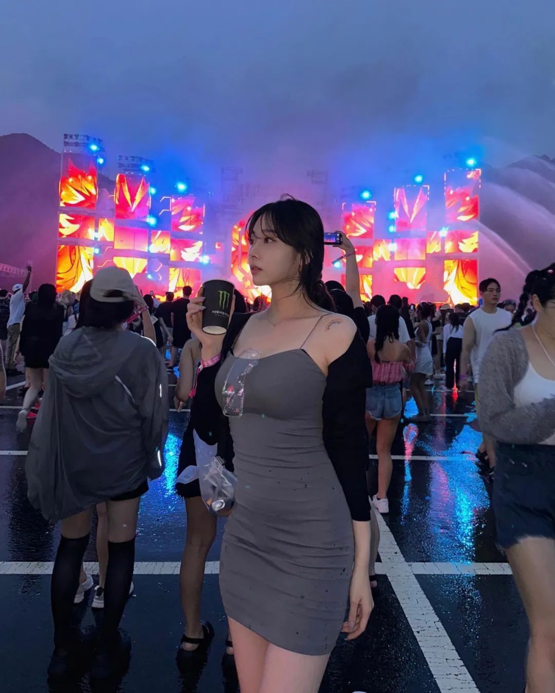 [仙女集]有凶器，有身材，还有...