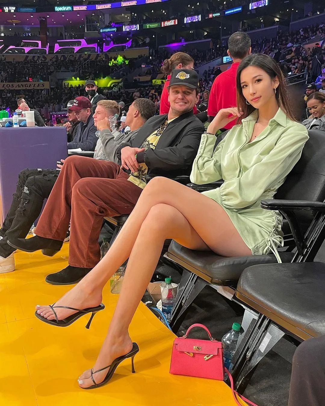 [仙女集]腿最长台妹，非她莫属