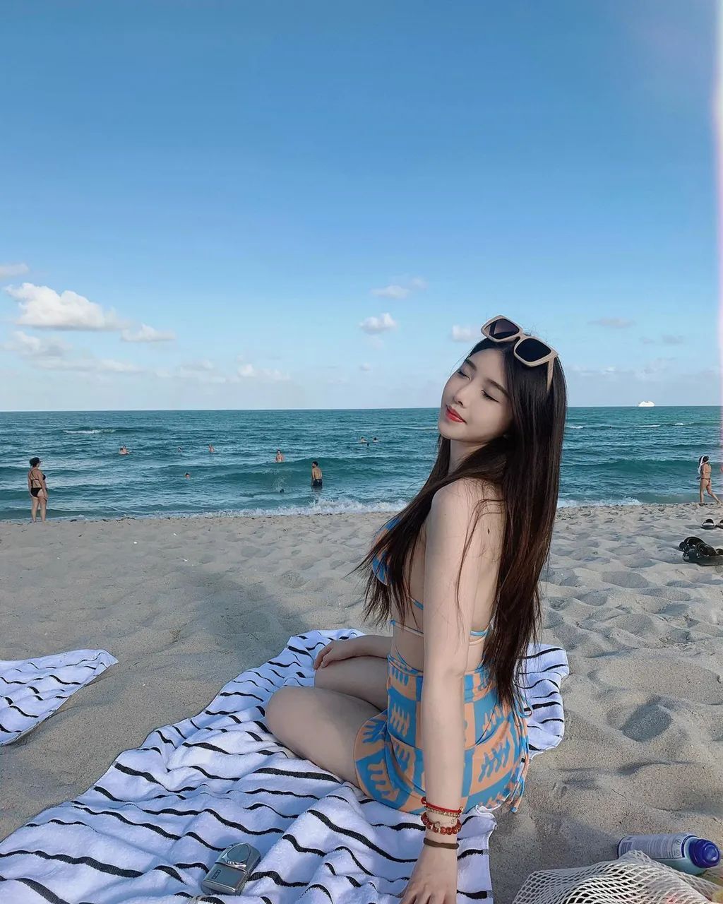 沙滩美女写真