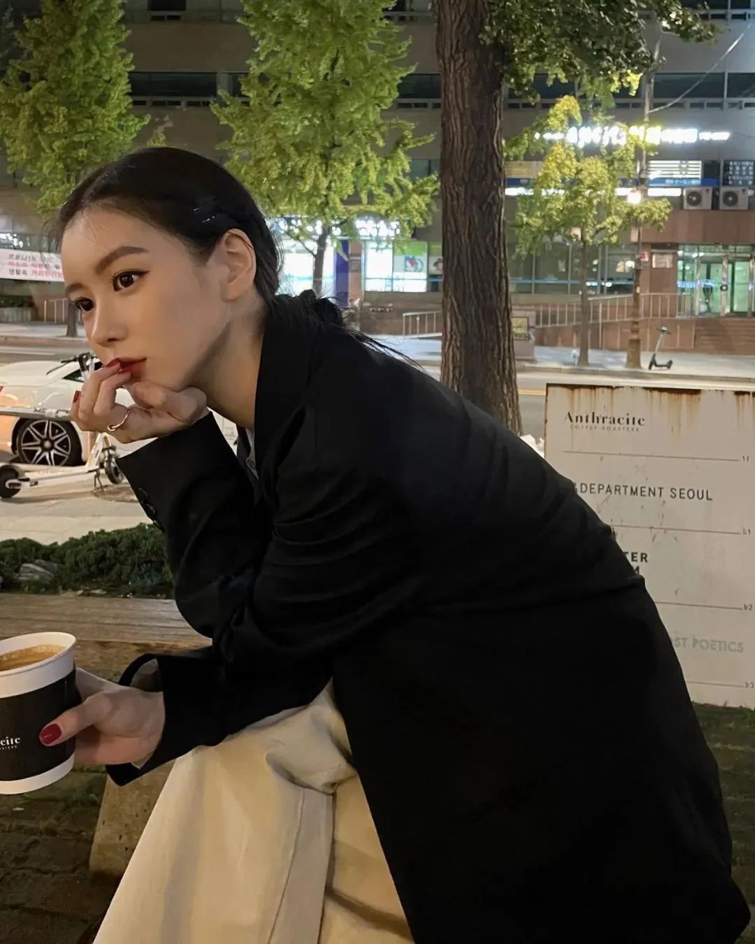 美女壁纸丨她是韩国李一桐，御姐范的网红美女！