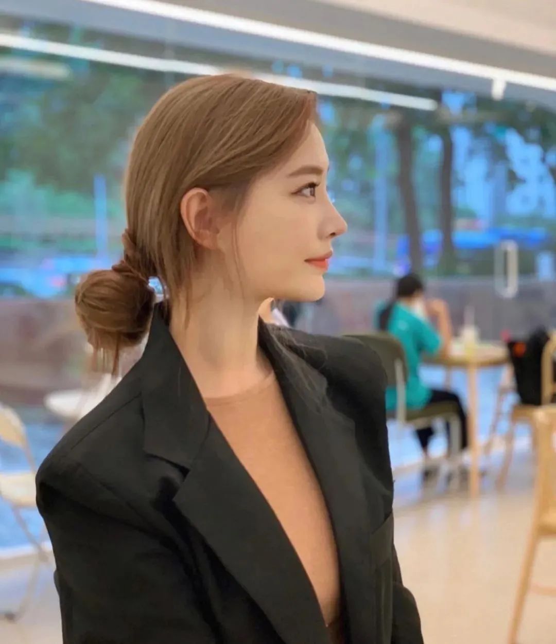 美女壁纸丨韩国网红bestido，笑容甜美可人的气质女神