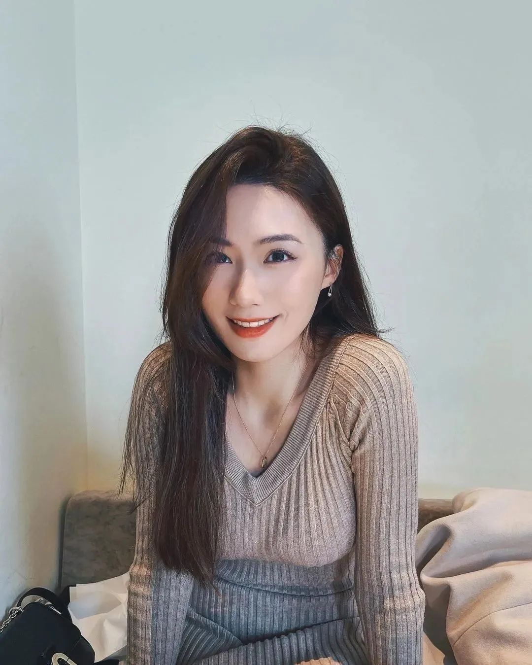 美女壁纸丨最美健身辣妹Annie，让人看了怦然心动的健身女神