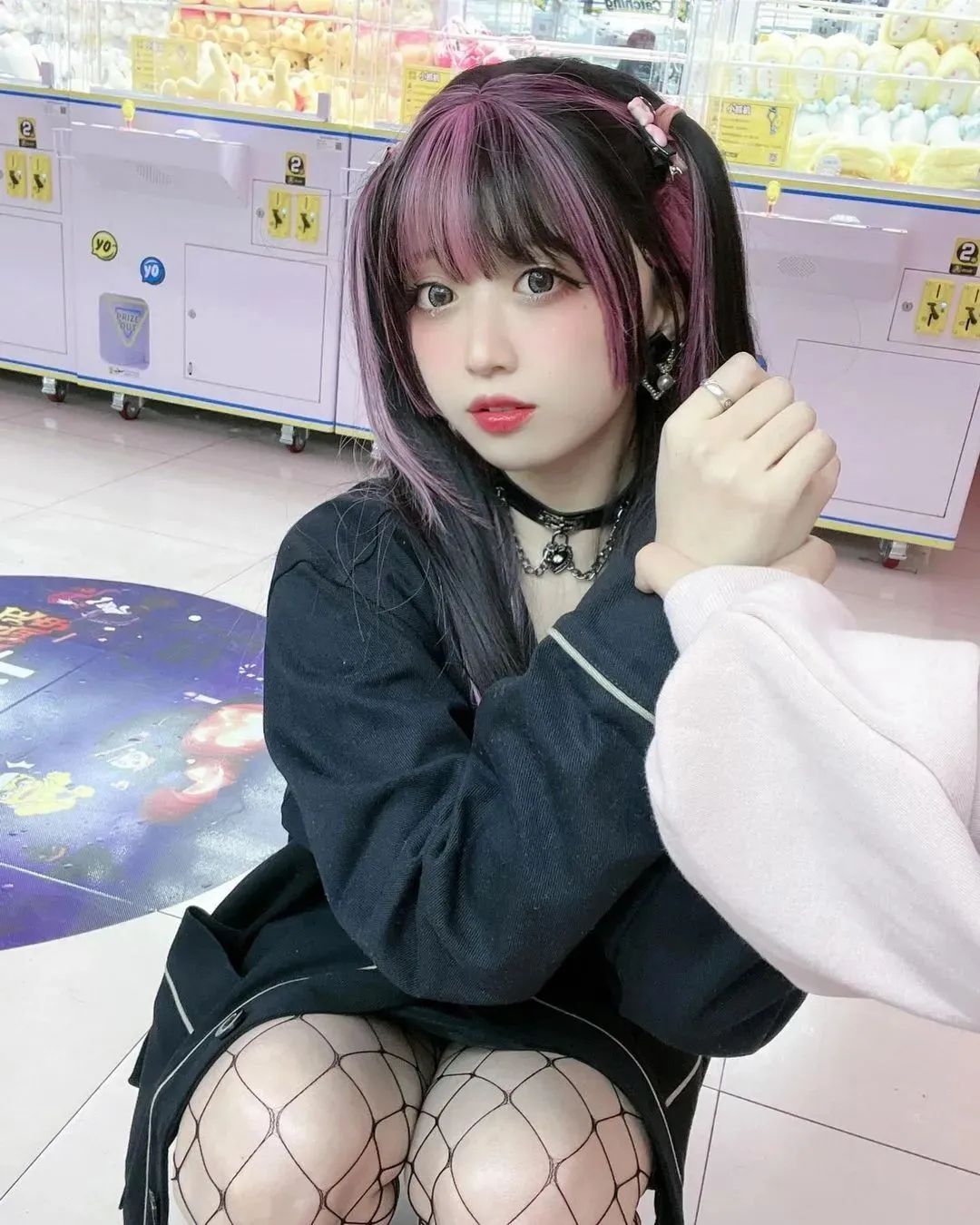 Yami，长相清纯可爱、身材好到犯规的电竞女神