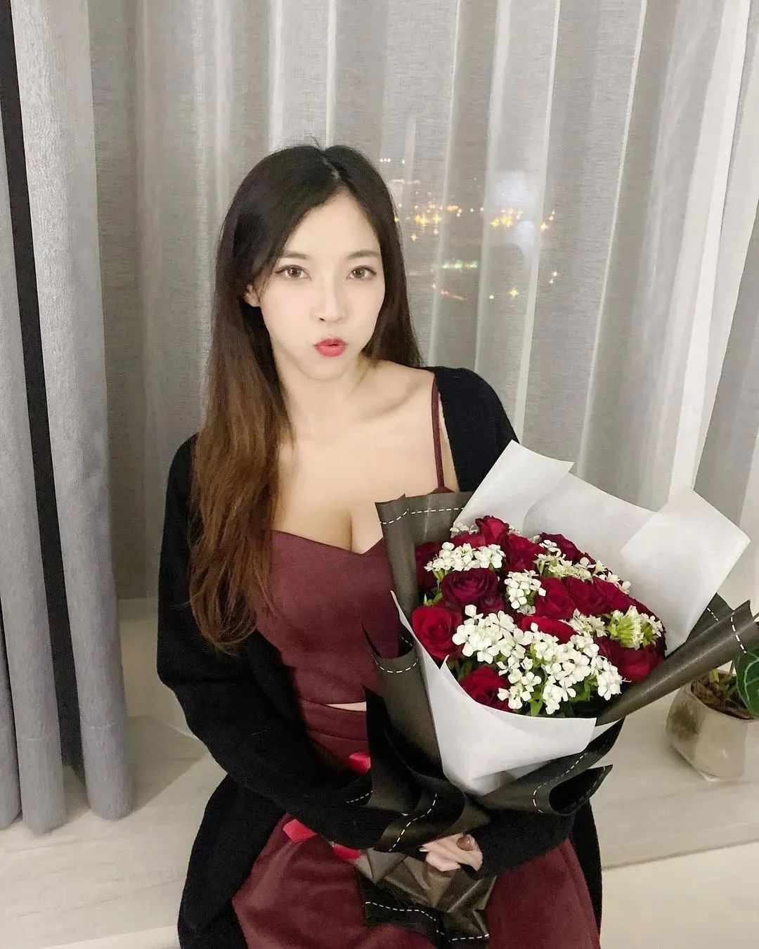 罗莉，清新甜美的气质女神