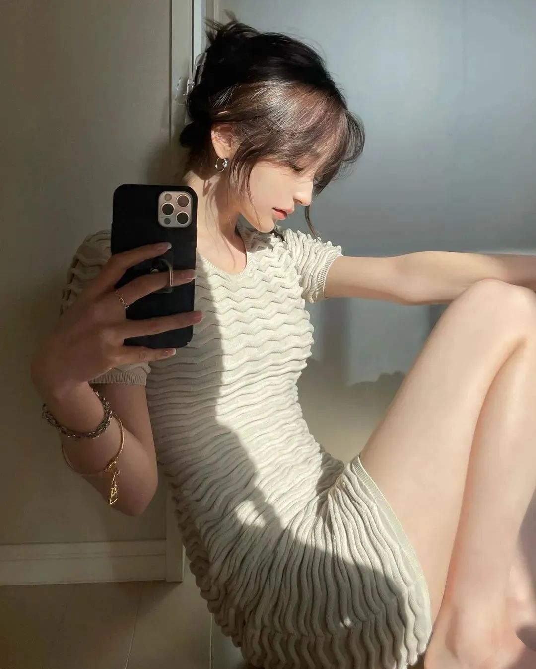 日本网红美女ayagram，又酷又飒的御姐范女神
