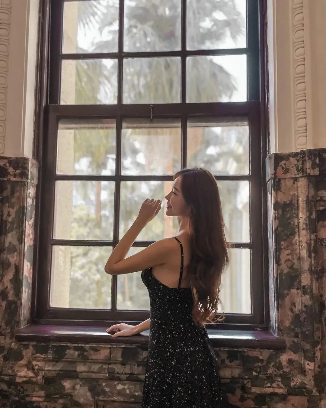 黄上晏，又甜又美的“白月光女孩”