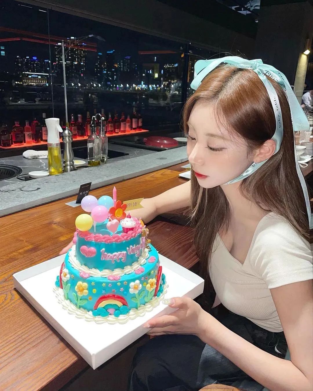 Vely,甜美可人的韩国网红美女