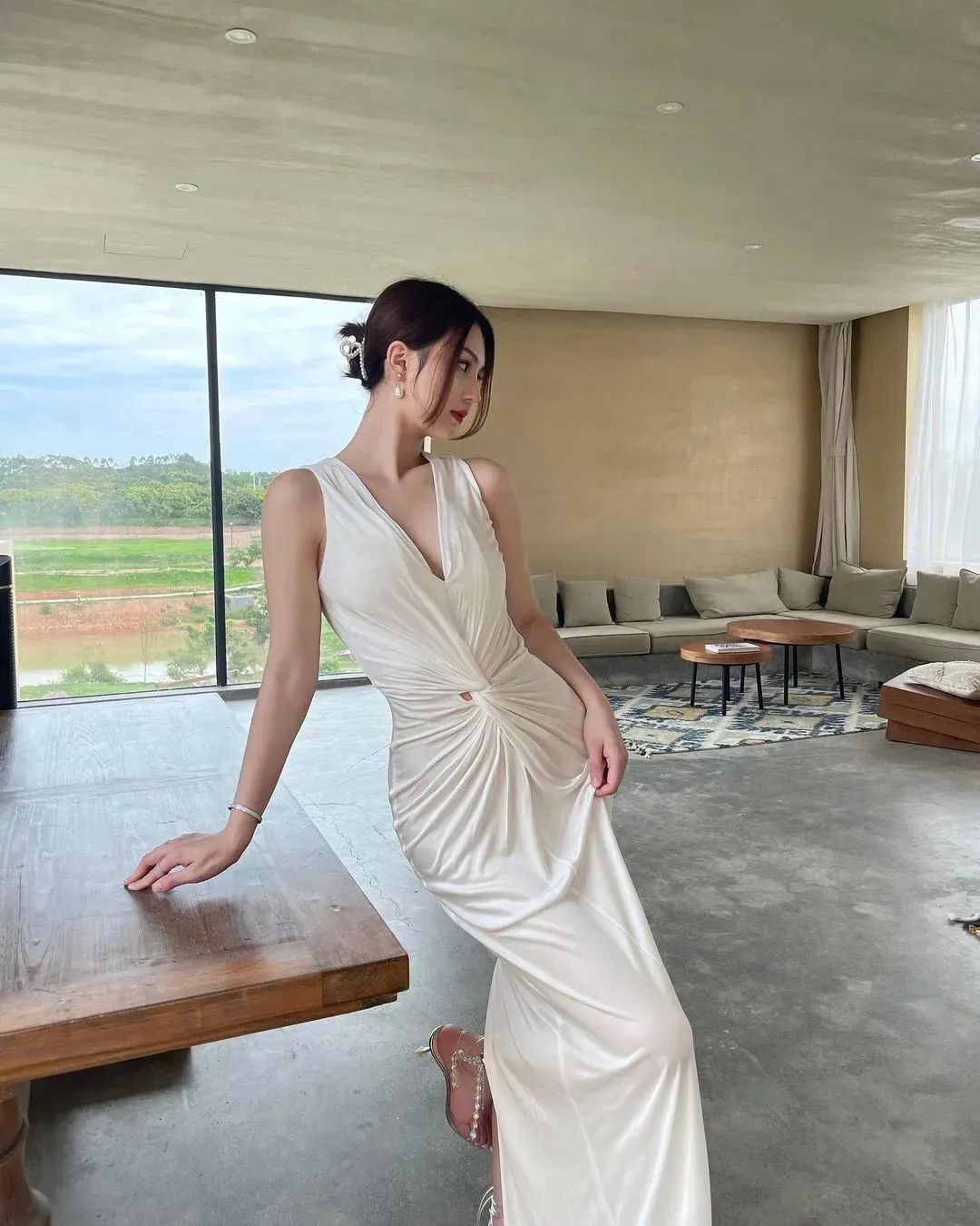 网红辣妈Crissie lee，肤白貌美的气质女神