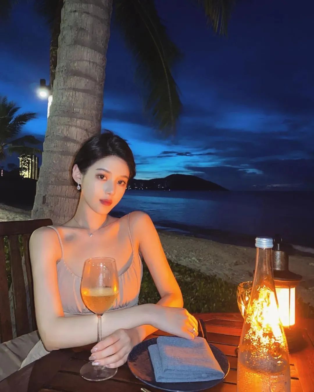 国产网红Nicky，让人心动的御姐范女神