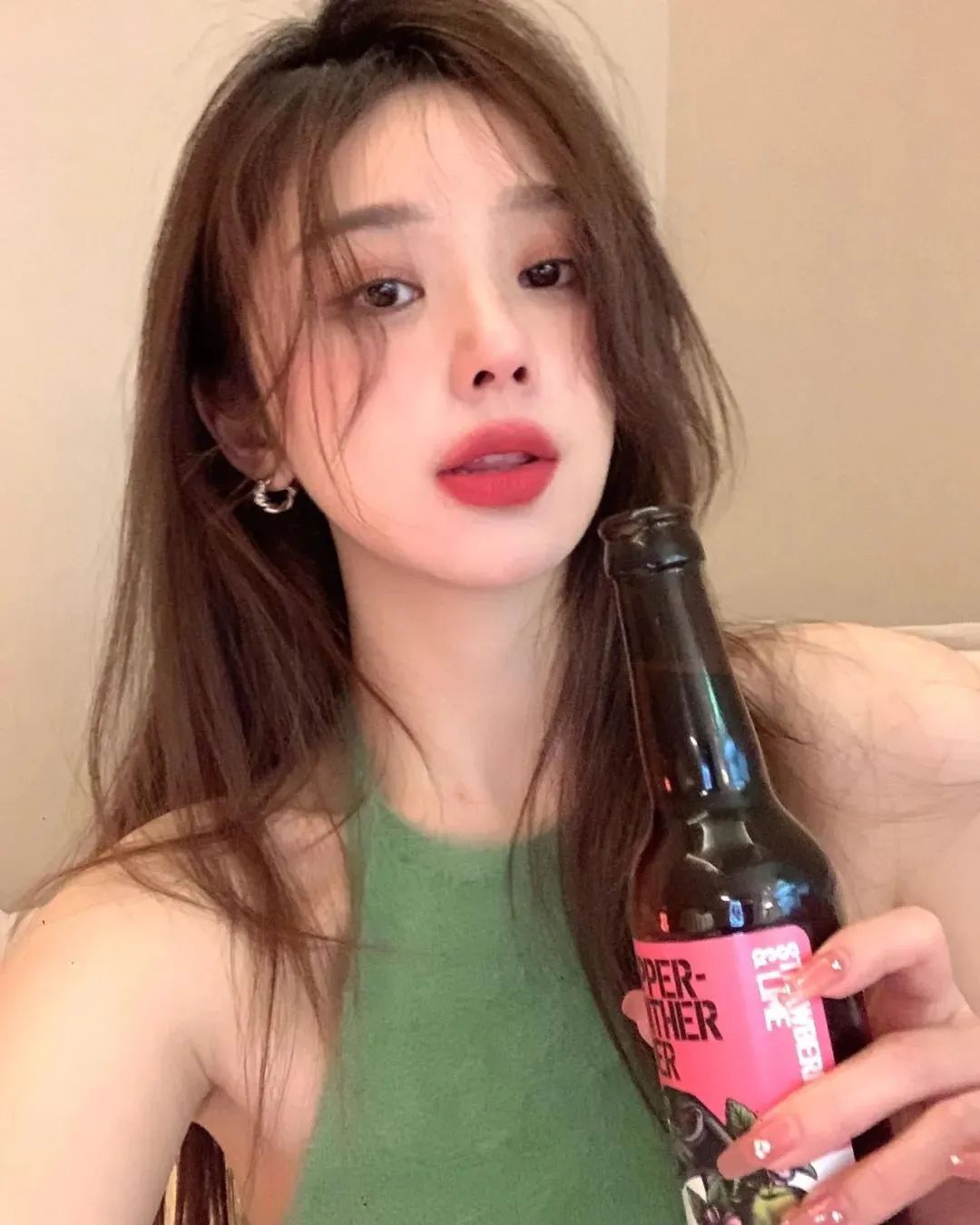 国产网红如如，甜度超标的气质女神