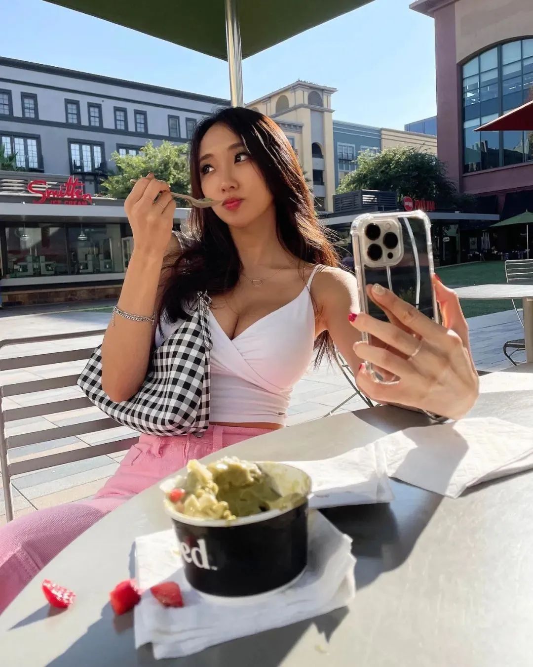 韩国网红Jenny，气质出众且魅力十足的瑜伽女神