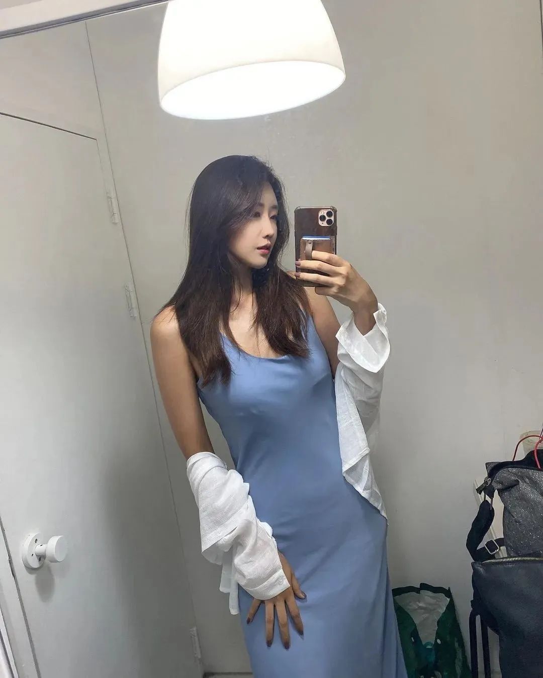韩国最美车模柳多妍，至今单身未婚的她，32岁仍如少女