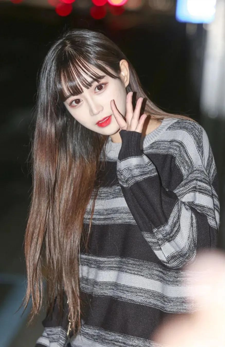 韩国网红李多惠，甜美可爱的啦啦队女神