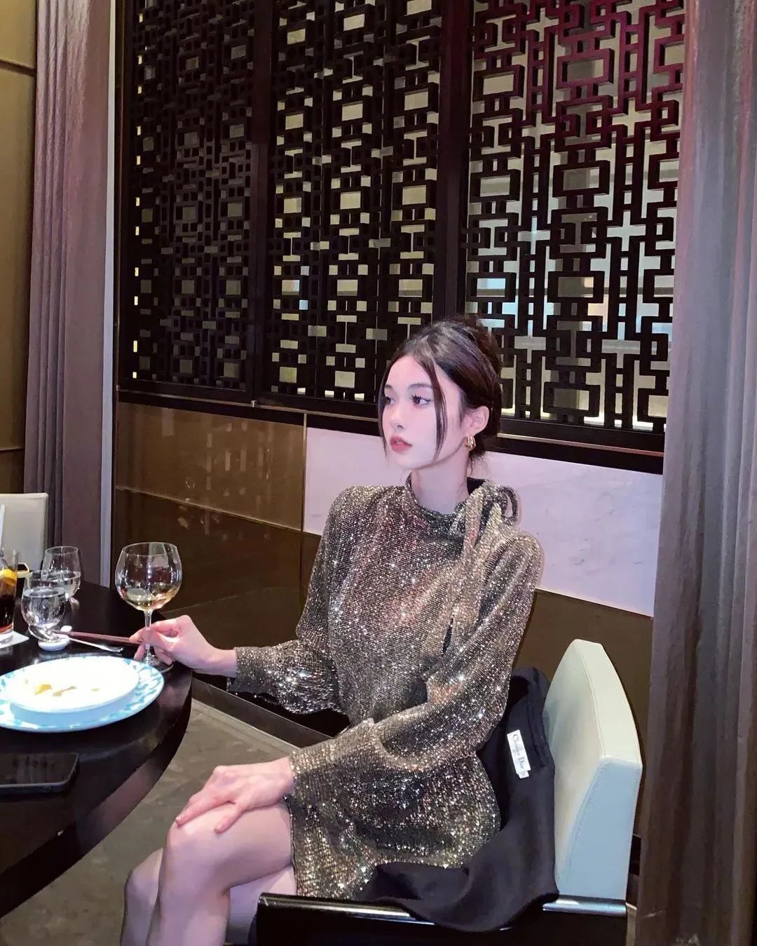 国产网红Sara，甜美迷人的气质女神